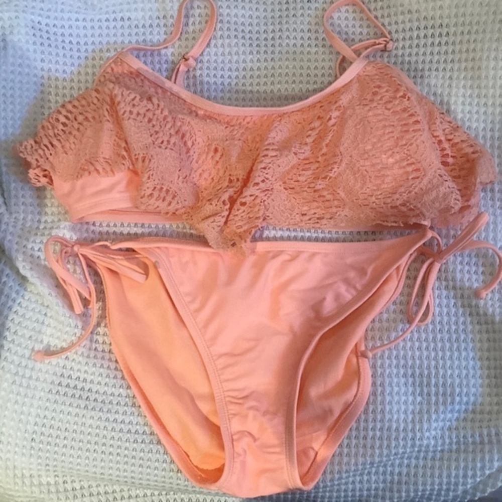 Xhilaration Ruffle Crochet Swimsuit Size Large